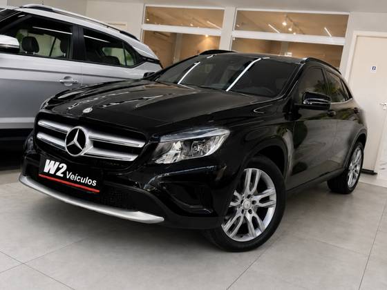 MERCEDES-BENZ GLA 200 1.6 CGI ADVANCE 16V TURBO GASOLINA 4P AUTOMÁTICO MERCEDES-BENZ GLA 200 1.6 CGI ADVANCE 16V TURBO GASOLINA 4P AUTOMÁTICO